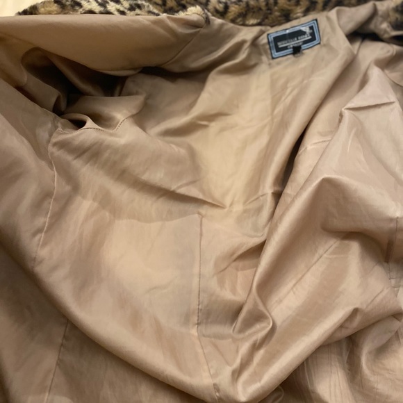 Leopard coat❌sold❌ - Picture 9 of 16